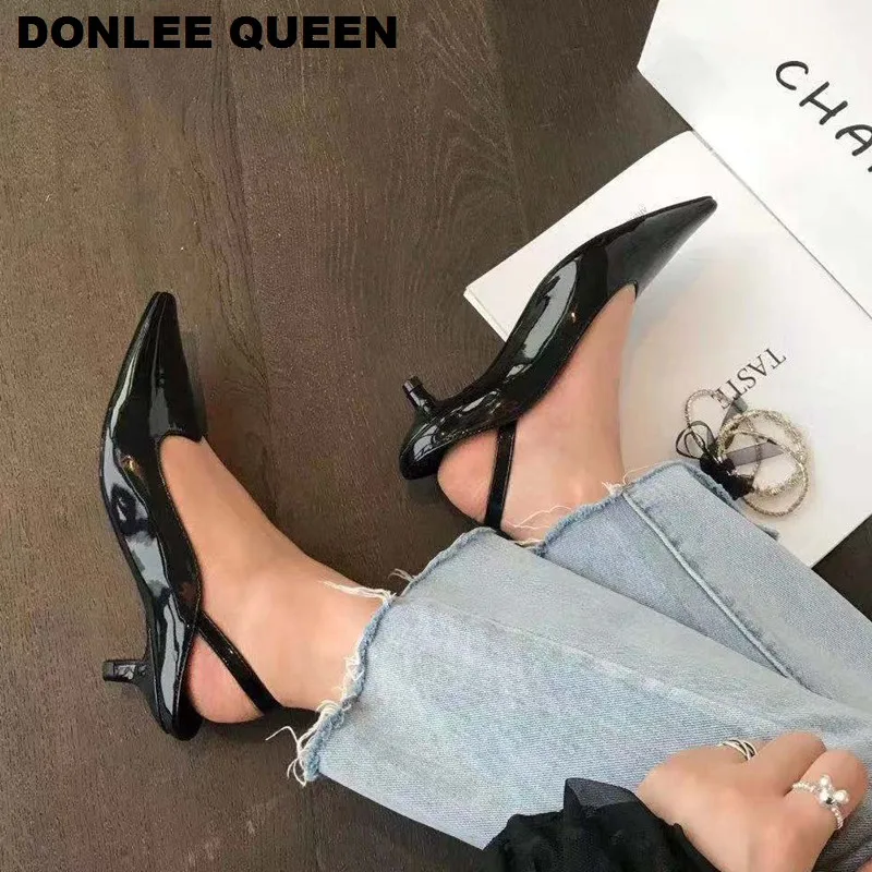 Модные весенние босоножки с ремешком на пятке Женские туфли лодочки Обувь острым