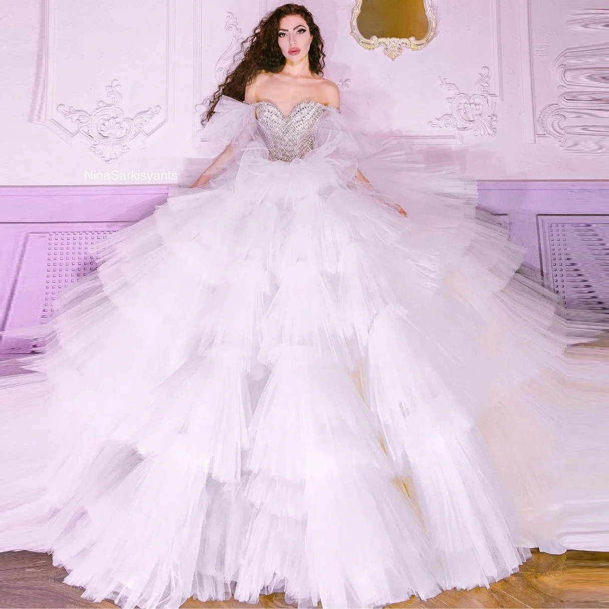 

Свадебное платье с открытыми плечами, без бретелек, со шлейфом