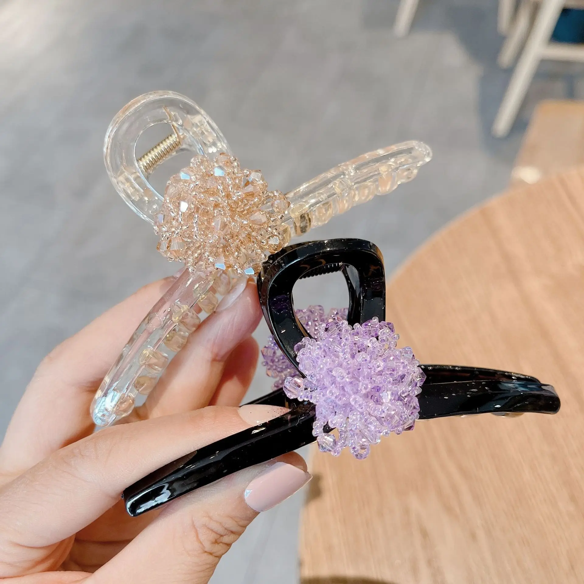 

Large Size Hair Claws Elegant Crystal Hair Clip Claw Clamp Korean Hairpins Casual Hair Accessories Women Girls Wash Face Makeup