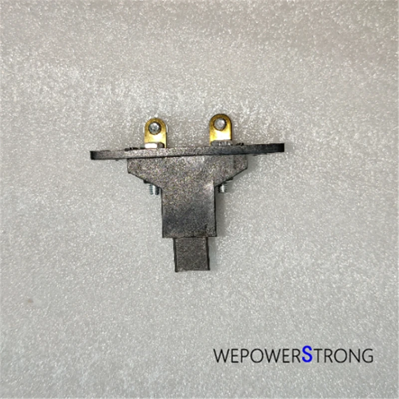 Запчасти высокого качества для генератора! Угольная щетка для GX620 630 670 2V77 2V78 мощностью 10KW 12KW 15KW или аналогичного маленького дизель-генератора.