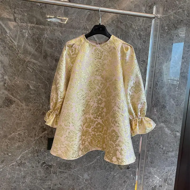 

Женская желтая жаккардовая блузка с рукавами-колоколами