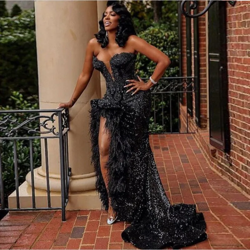 

Black Dubai Evening Dresses Long Luxury 2023 Diamond Beads Feather Sweetheart High Slit Sexy African Formal Party Prom Gowns