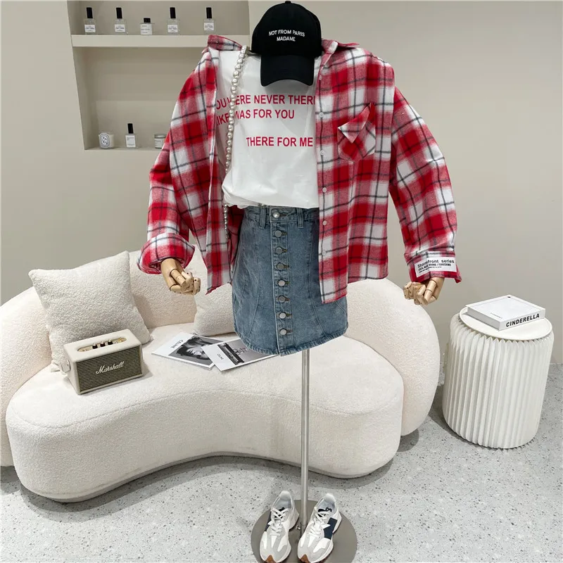 

Two Piece Set Women's Spring Summer Fashion Retro Plaid Shirt Top + Letter Print Loose Niche Design Short Sleeve T-shirt
