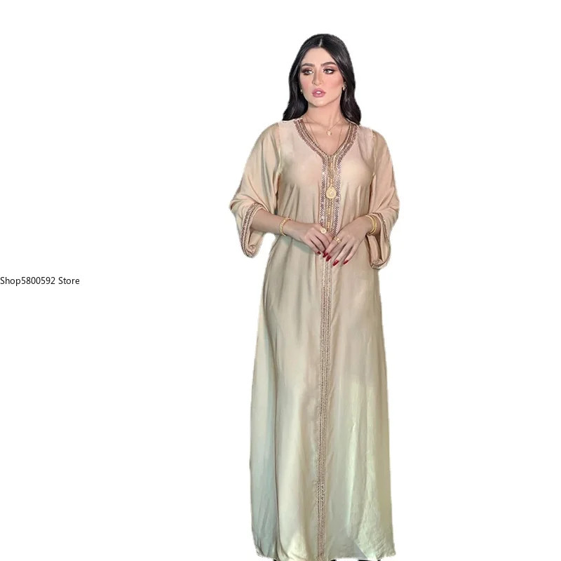 Купи Muslim Dress Velvet Dubai Turkey Arabic Oman Abaya Autumn 2021 Women Diamond Beaded Moroccan Kaftan Islamic Clothing Jalabiya за 1,022 рублей в магазине AliExpress