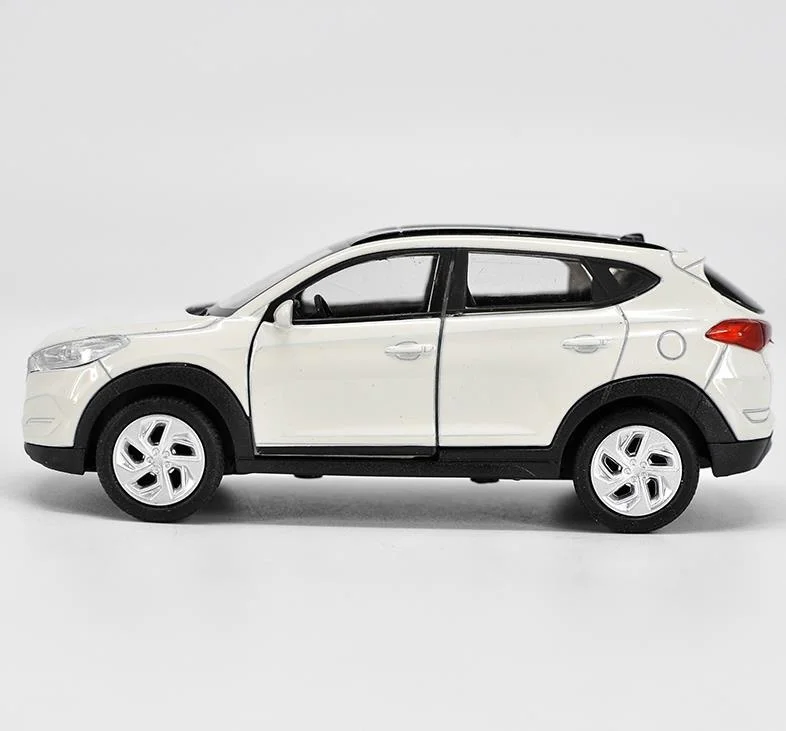 Модель автомобиля из сплава 1:36 высокая имитация Hyundai Tucson металлическая модель