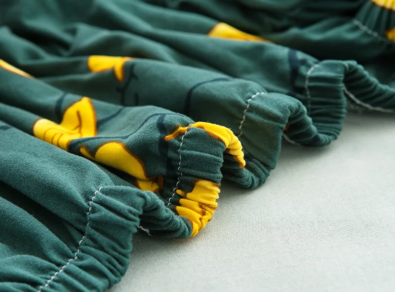 Эластичный полноразмерный чехол комбинированный для дивана длинный Одноместный