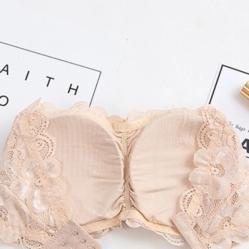 

Lace Elegant Ladies Strapless Bra Breathable Chest Pad Gathering Bras Sweet Back Button Ladies Sexy White Tube Top Sweet Girl