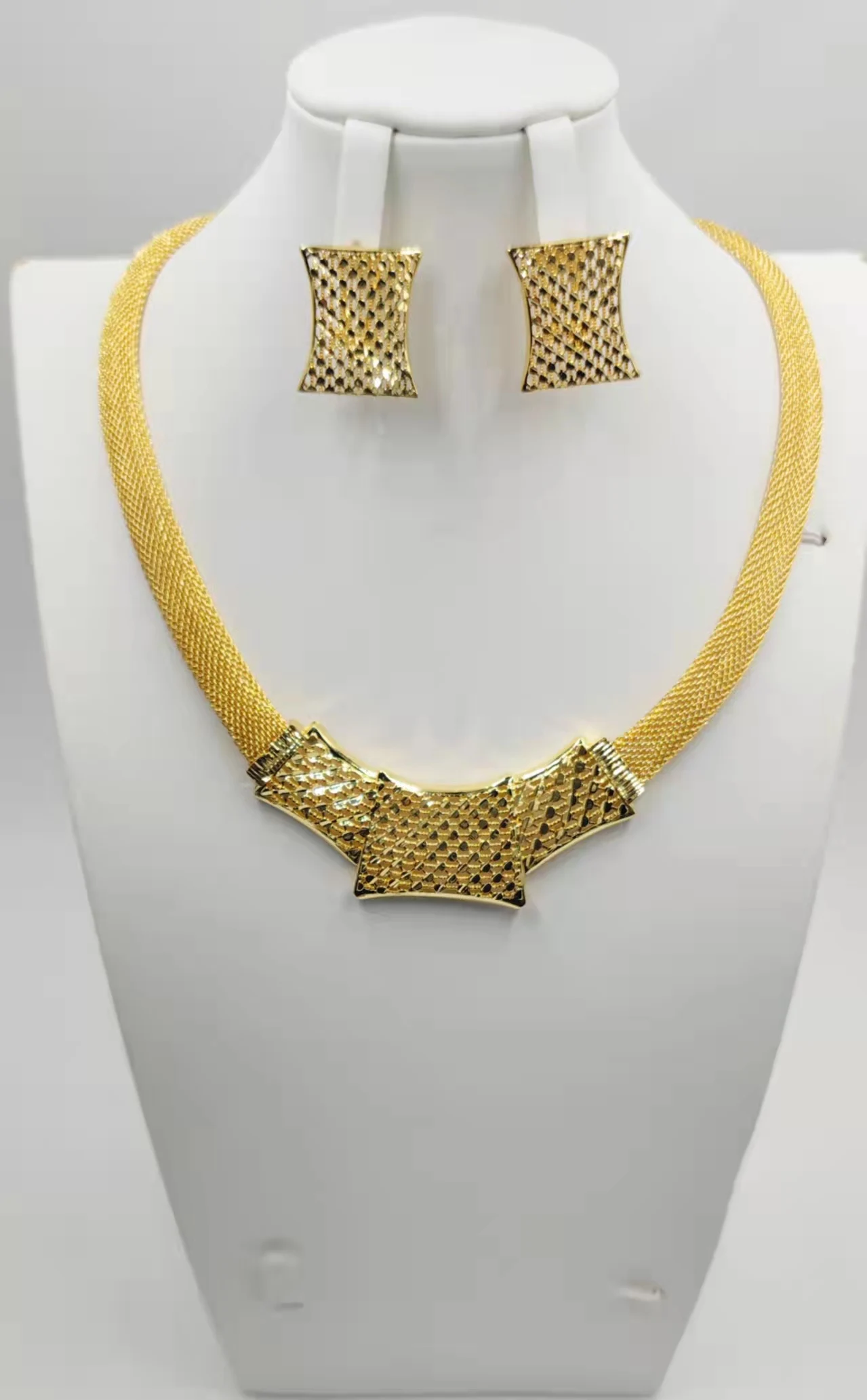 

Fashion Jewelry Sets for Women African Necklace Earings Gold Color Bridal Jewelry Sets Gold Color Jewelry