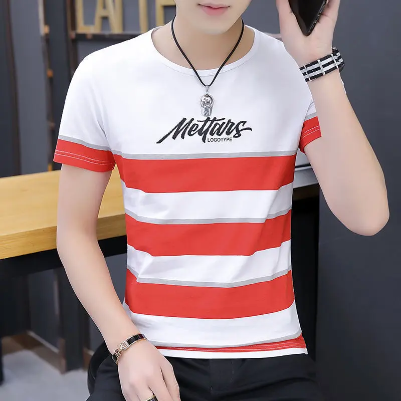 

New men's short sleeve T-shirt young men's undergarment top Korean slim striped printed men's wear