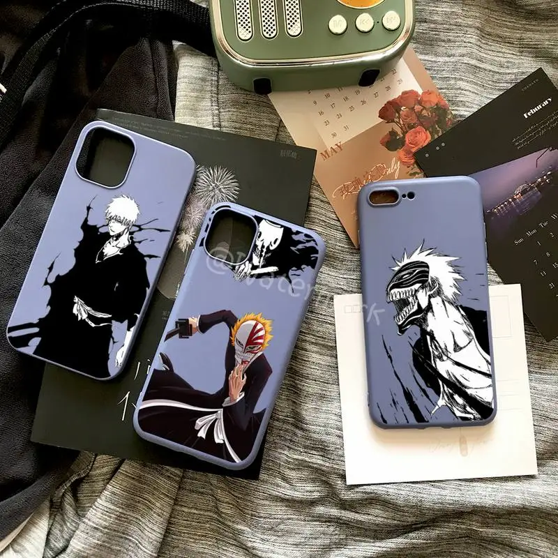 

Kurosaki Ichigo Bleach Anime Phone Case For IPhone 8 7 6s 6 Plus X Xr Xs 13 12 11 Pro Max Dark Blue Candy Colors Funda