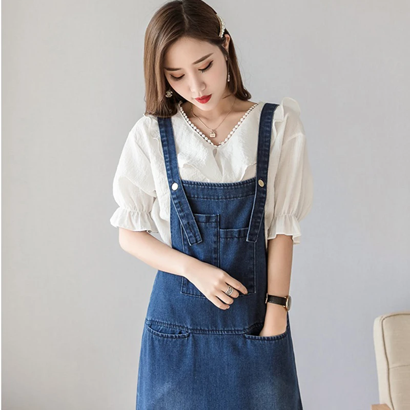 Платье женское джинсовое на бретелях винтажное синее сарафан средней длины из