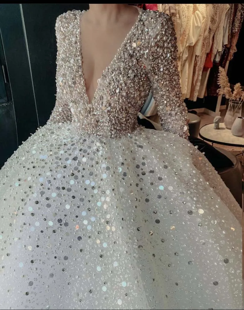 2021 Luxury Wedding Dresses Illusion O Neck Beaded Bling Bling Sequin Lace Long Sleeve Ball Gown Robe De Mariee