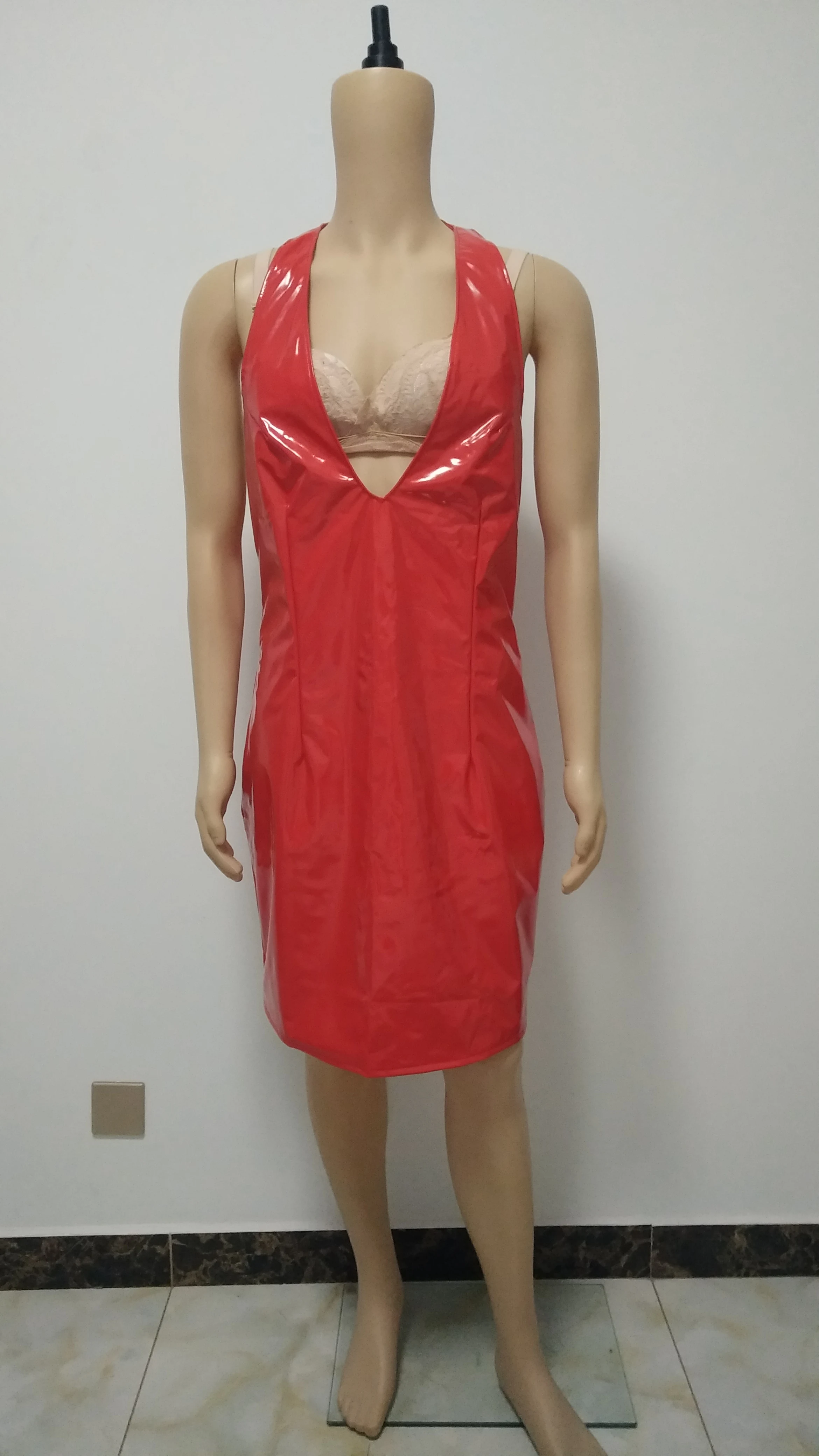 

Новый стиль, женское платье из искусственной кожи ПВХ, сексуальное платье с глубоким v-образным вырезом, без рукавов, на молнии, вечерние пла...