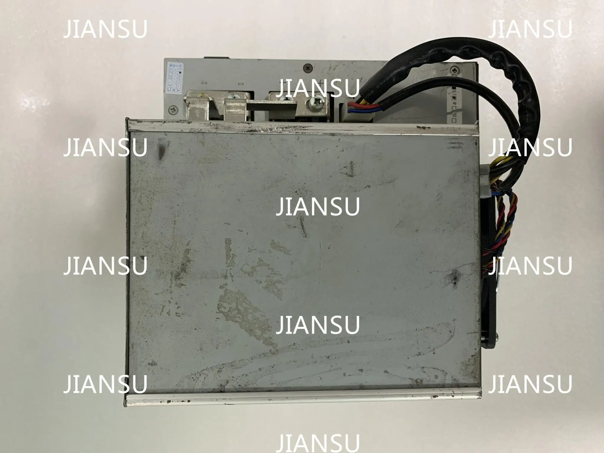 Майнер для биткоинов Ebit E12 44T SHA256 Asic miner BTC лучше чем E10.3 E9i antminer S17 S17E T17 S9 Z15 T2T T3 M20S M21S |