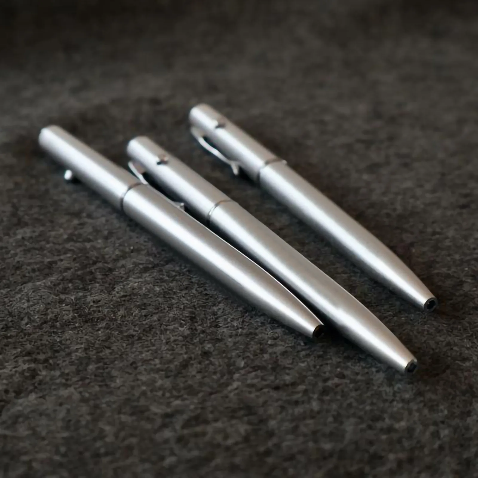 

Ultraviolets Lamp Ballpoint Pen Purple light invisible pen Colorless Ballpoint Pen UV Lamp Invisible Lamp