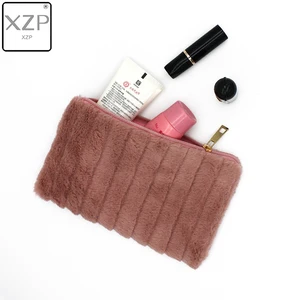 XZP розовая меховая косметичка, Большая вместительная сумка для хранения, дорожная многофункциональная плюшевая Сумка-карандаш для макияжа для девушек, меховая декоративная коробка на молнии