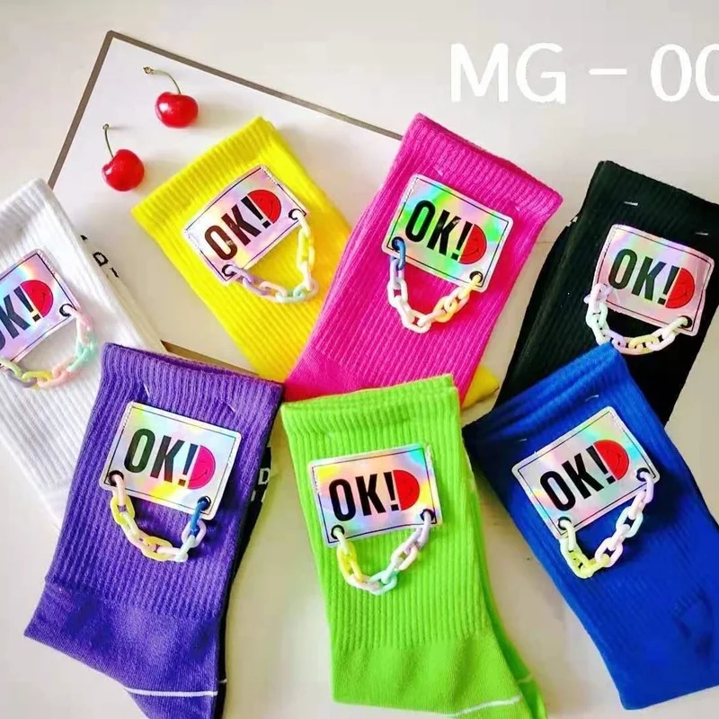 

2021 Spring New Fluorescent Color Chain Net Red Label Socks Woman Harajuku Accessories