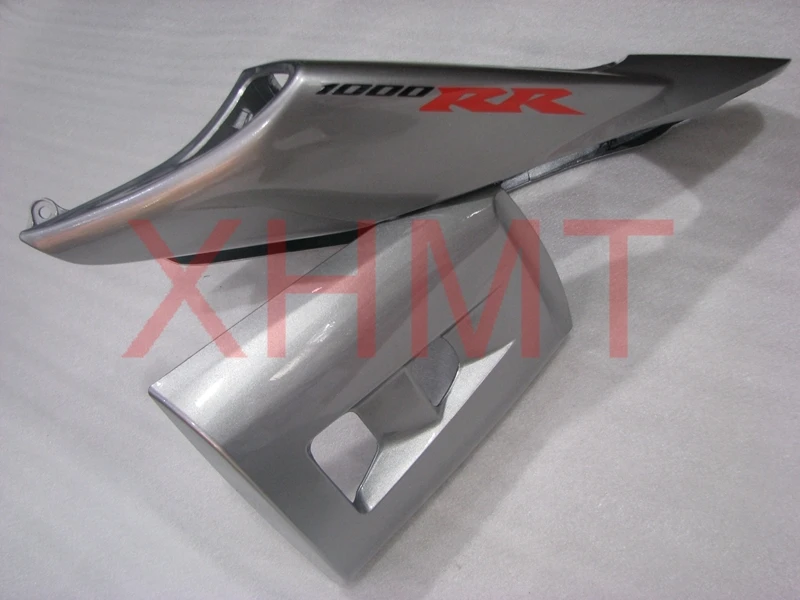 Комплект кузова Fireblade 2004-2005 серебристо-серый Обтекатели из белого пластика CBR 1000RR