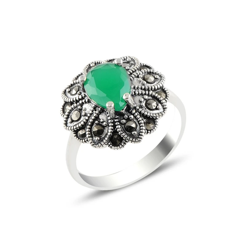 

Silverlina Silver Daisy Emerald Zircon & Marcasite Ring