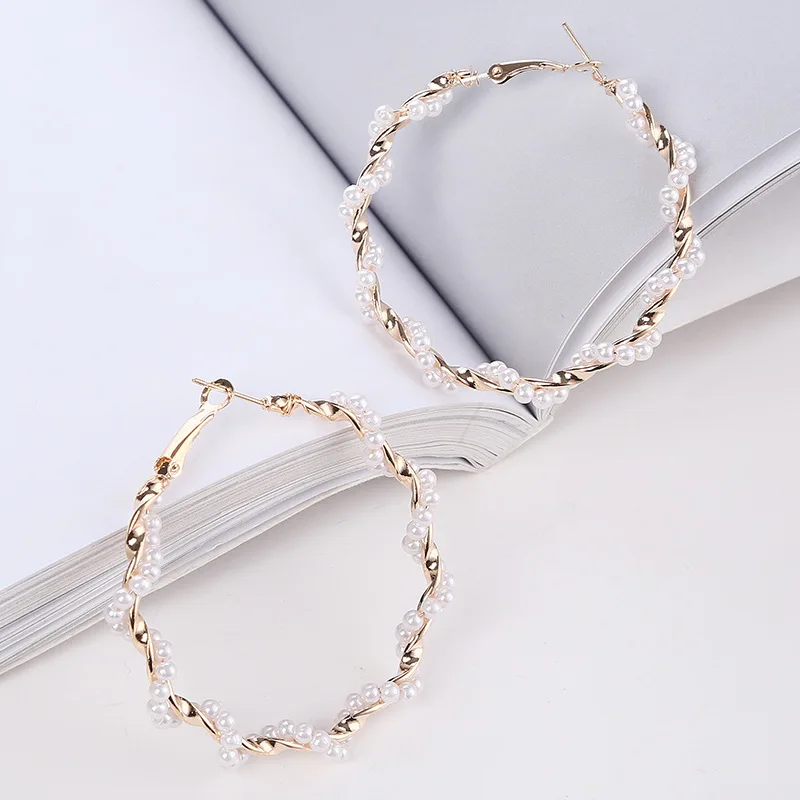 

Big Circle Earrings Creative Simplicity Exaggerated Jewelry Individual Pearl Earrings Women Popular Large Loop Ear Jewelry Gift