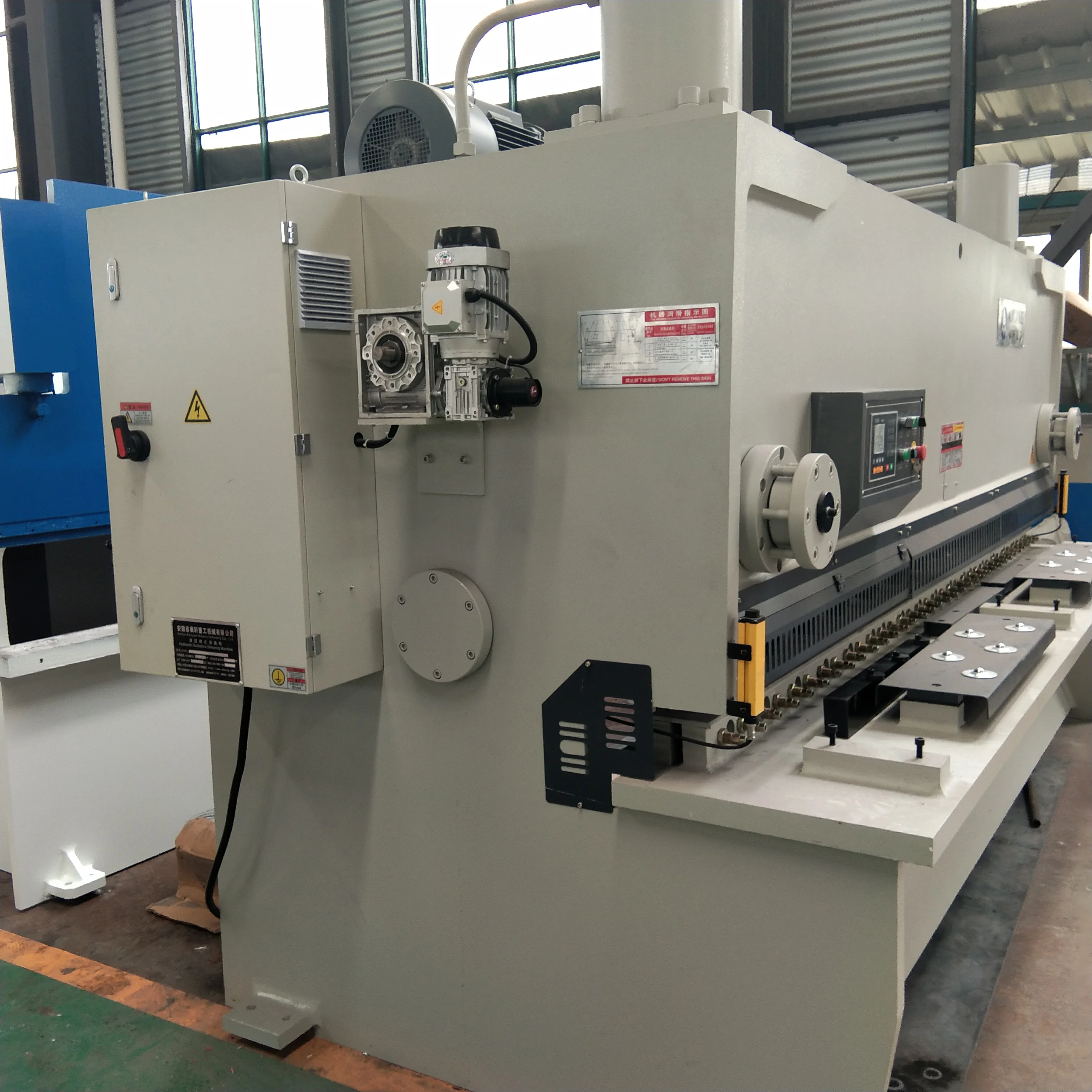 Горячая Распродажа листового металла гидравлическая гильотина для резки машина