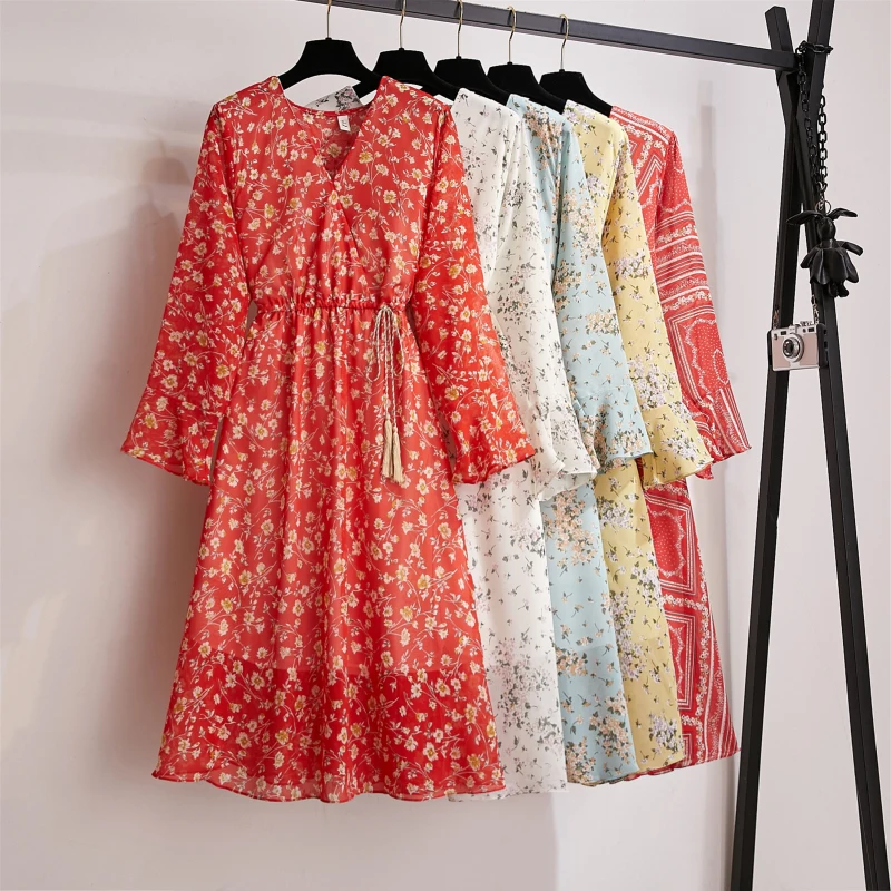 Женское шифоновое платье с цветочным принтом сезон осень-зима v-образным вырезом