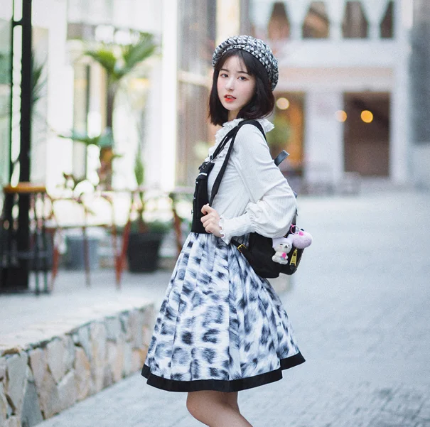 Винтажная трикотажная рубашка с оборками и круглым вырезом для девочек |