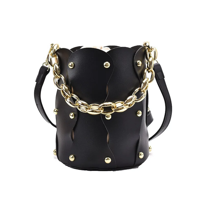 

Bags For Women 2021 Luxury Designer Chain Handbag Cute Shoulder Messenger Bag Fashion Rivets Bucket Bag Leather Crossbody Bags