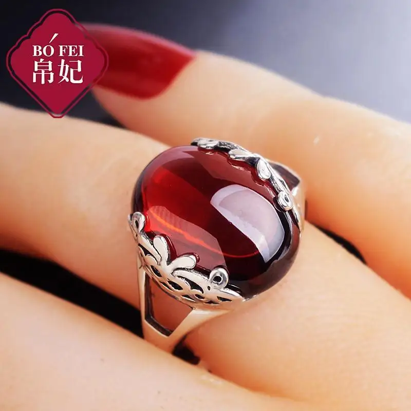 

Concubine 925 Silver Ring Vintage Thai Silver Open-End Chalcedony Dabao Red Garnet Personality Fashion Wizard