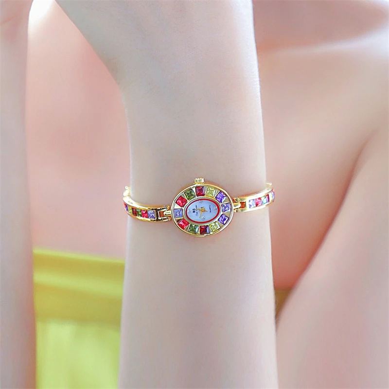 

New Women Watch Creative Gradient Light Luxury Rainbow Watches For Women Fashion Color Rhinestone Waterproof Bracelet Watches