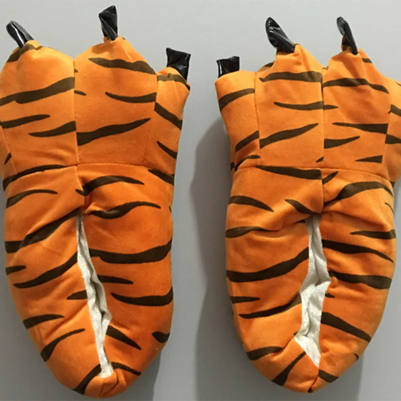 Tiger pattern Детская обувь; зимние теплые домашние тапочки для маленьких девочек; забавные тапочки в виде лап монстра; Дизайнерская обувь без застежки - Цвет: Tiger pattern