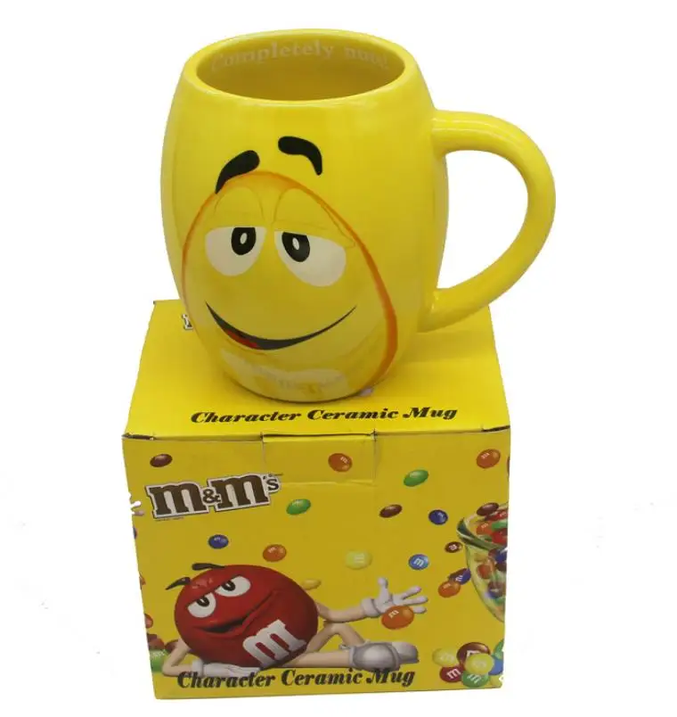 M& m бобы кофейные кружки чашки для чая и Кружки Мультфильм милый знак экспрессии большой емкости керамическая чашка Рождественский подарок - Цвет: Цвет: желтый