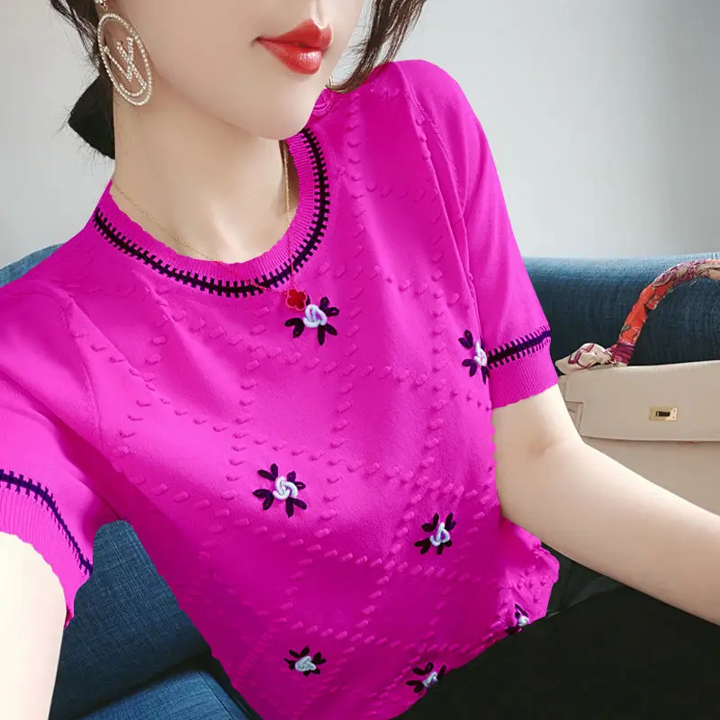

Embroidered ice silk knitted short sleeve women's 2021 summer new loose and thin large size base shirt Student Korean top