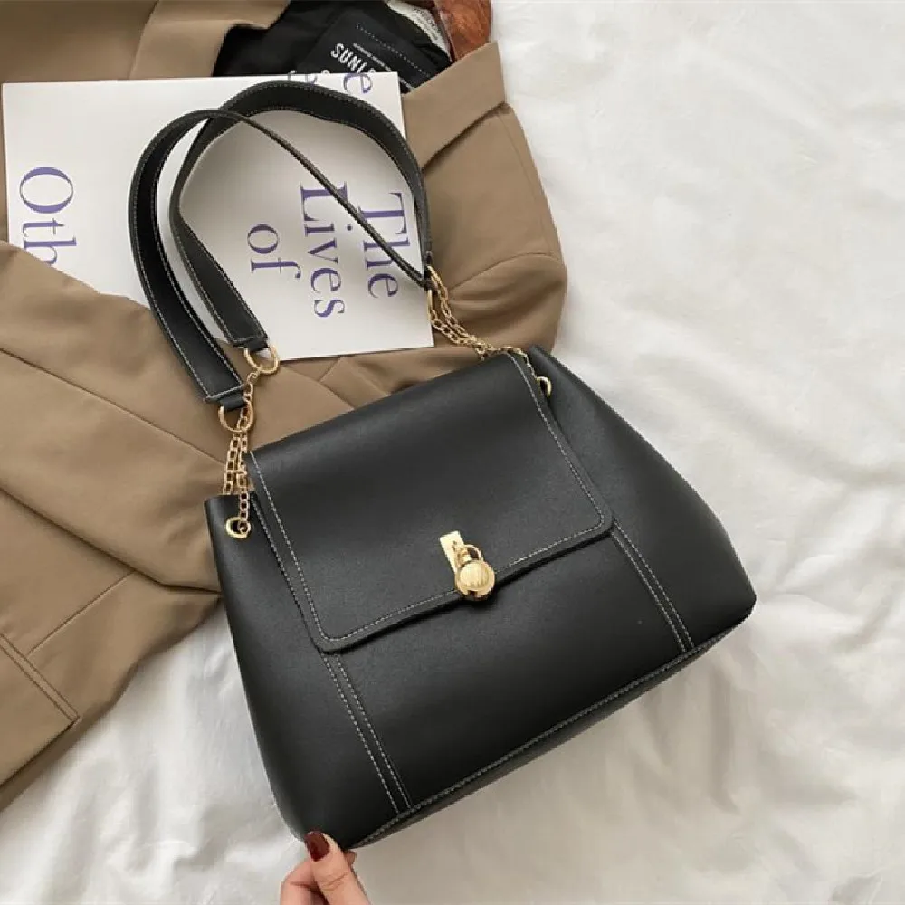 

2021 New women's bag retro fashion soft leather envelope handbag casual simple atmosphere shoulder cross-body bag for woman