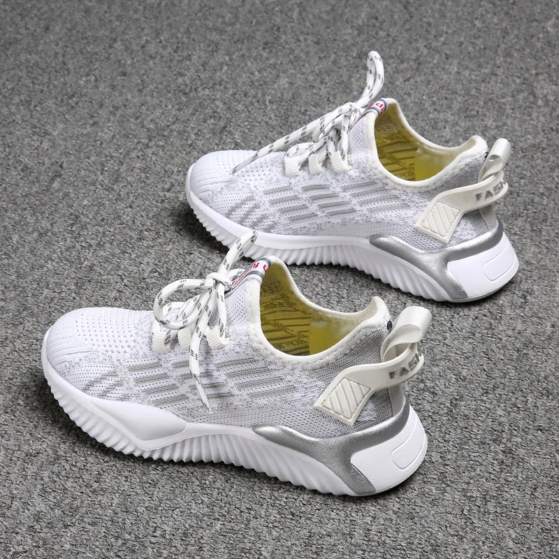 2021 New Summer Children's Fashion Sports Shoes Boys' Running Leisure Breathable Outdoor Kids Shoes Lightweight Sneakers Shoes
