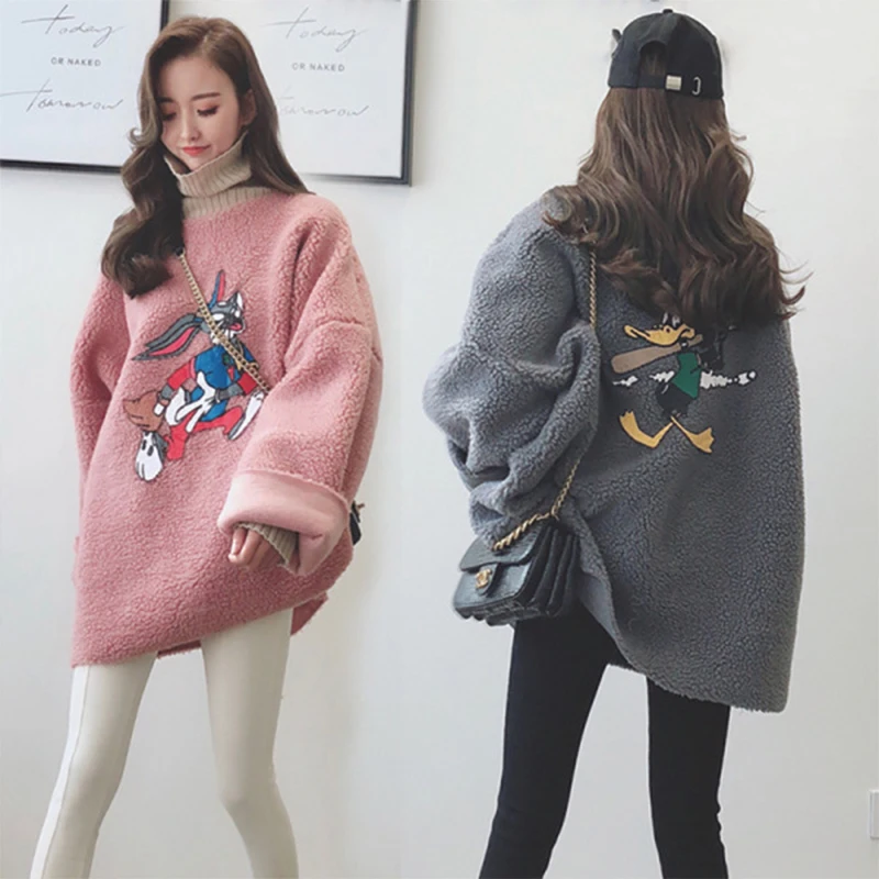 

2021 QRWR Sweatshirt Women Korean Casual Lambswool Thick Warm Mid Length Sweatshirt Loose Cartoon Print O Neck Women Sweatshirt