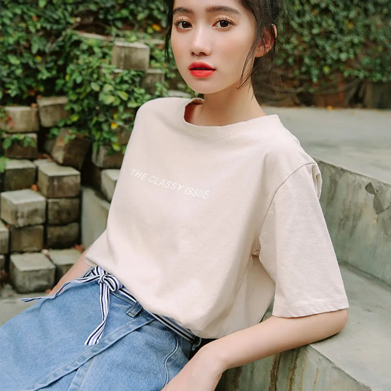 Женская свободная футболка в стиле Харадзюку белая или хаки японском с буквенным