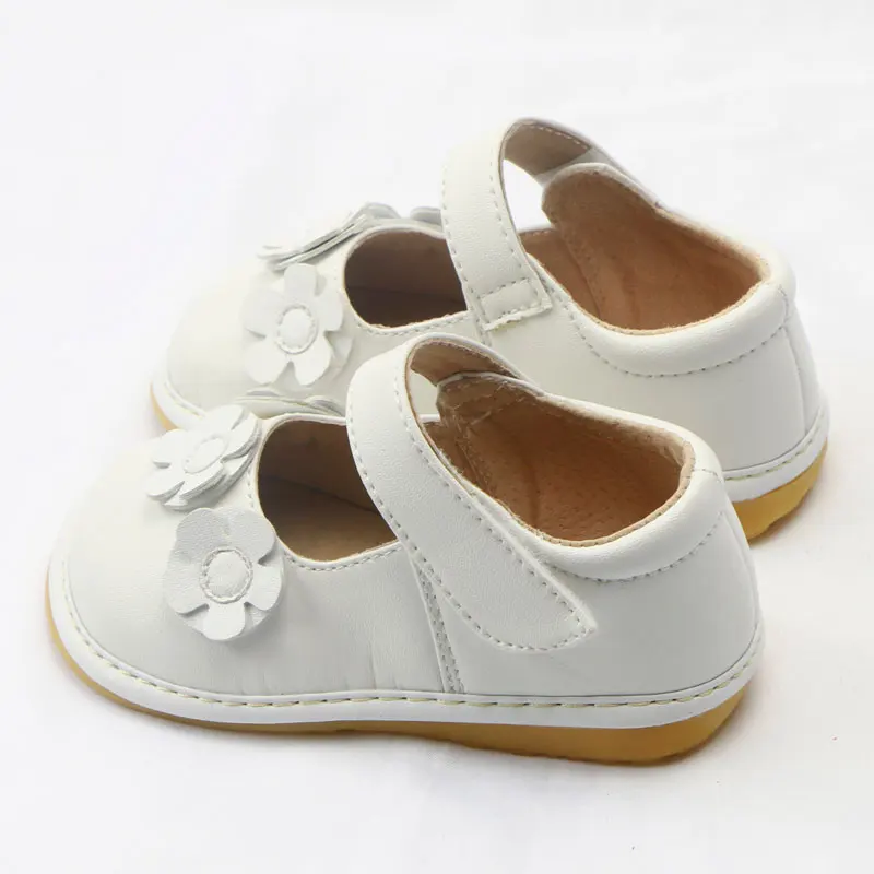 Обувь для маленьких девочек Красивая обувь с закрытым носком и цветочным узором