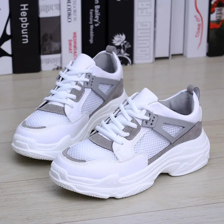 Женские сетчатые дышащие кроссовки на танкетке летняя спортивная обувь плоской