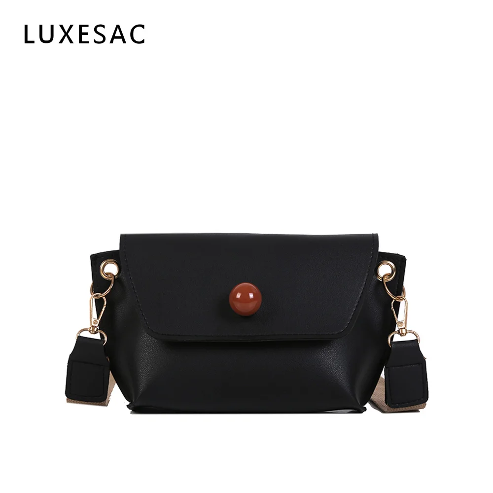 Черные боковые сумки маленькие женские через плечо из искусственной кожи с