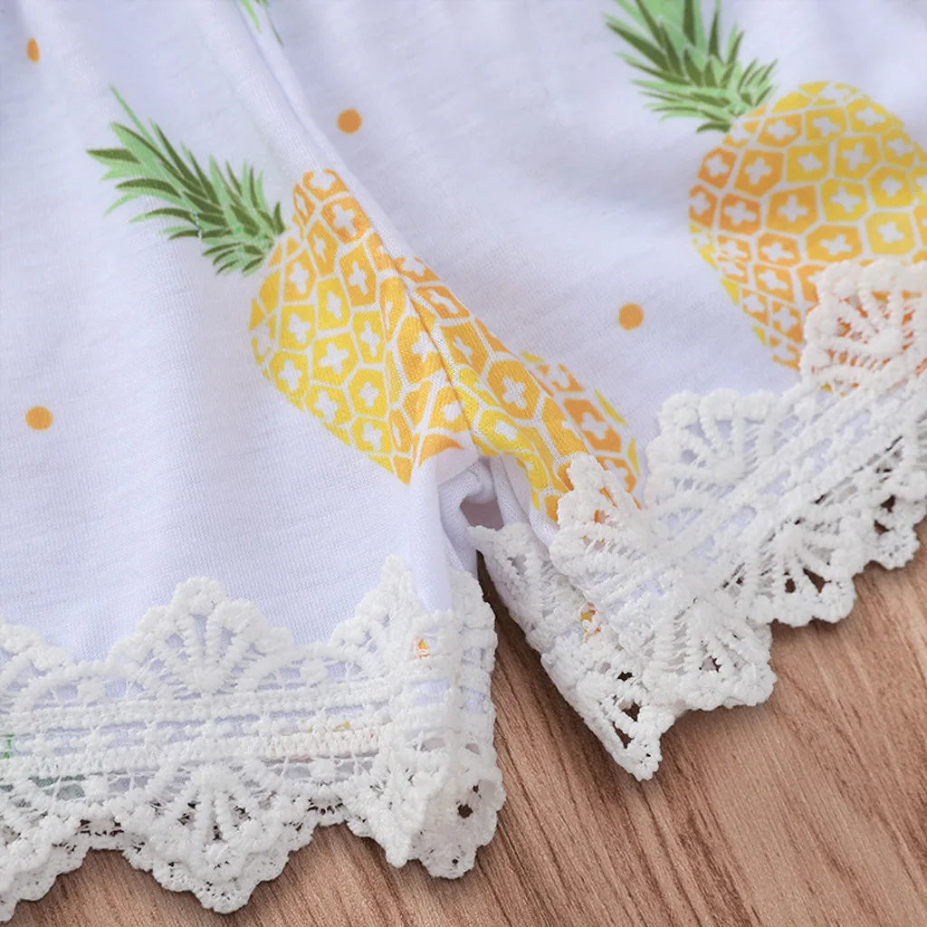 Летняя одежда для маленьких девочек комбинезон с кружевным пэчворком и