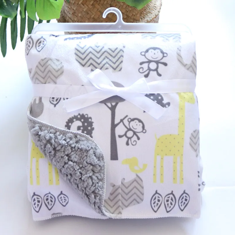 Детское одеяло для новорожденных утепленное 2 слойное из кораллового флиса