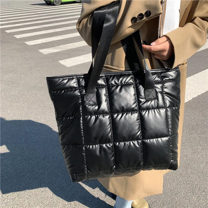 

Winter Large Capacity Shoulder Bags Ladies Hand Bags Tote Bags Space Pad Sport Travel Pillow Cotton Clothing Bags for Women