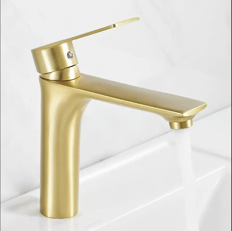 Новый смеситель для раковины Золотой горячей и холодной воды ванной комнаты