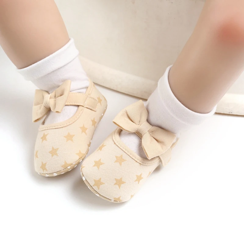 

2020 Newborn Baby Girls Shoes Fashion Sweet Bow Love Casual Soft Soled Non-slip Toddler Frist Walking Shoes Infant Footwear2