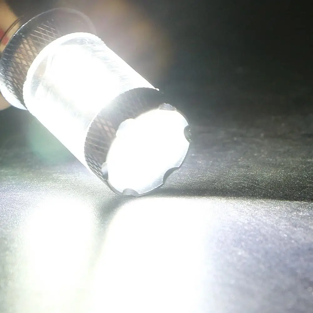 

Universal 80W BA20D Led Motorcycle Headlight 3535 Chip 9V~28V 1920Lm White 8000K Fog Lamp Electric Car Turn light