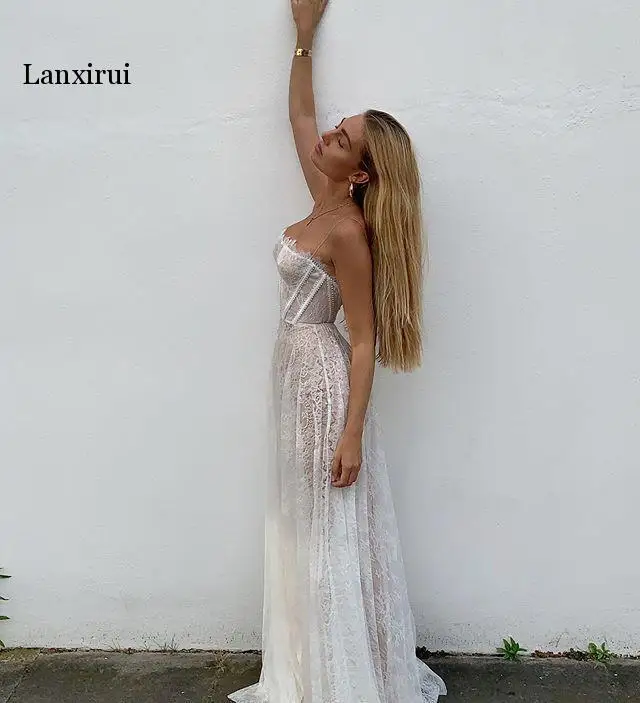 

Женское кружевное платье, длинное Сетчатое платье белого цвета на бретельках, с открытой спиной, Лето пляжные платья макси