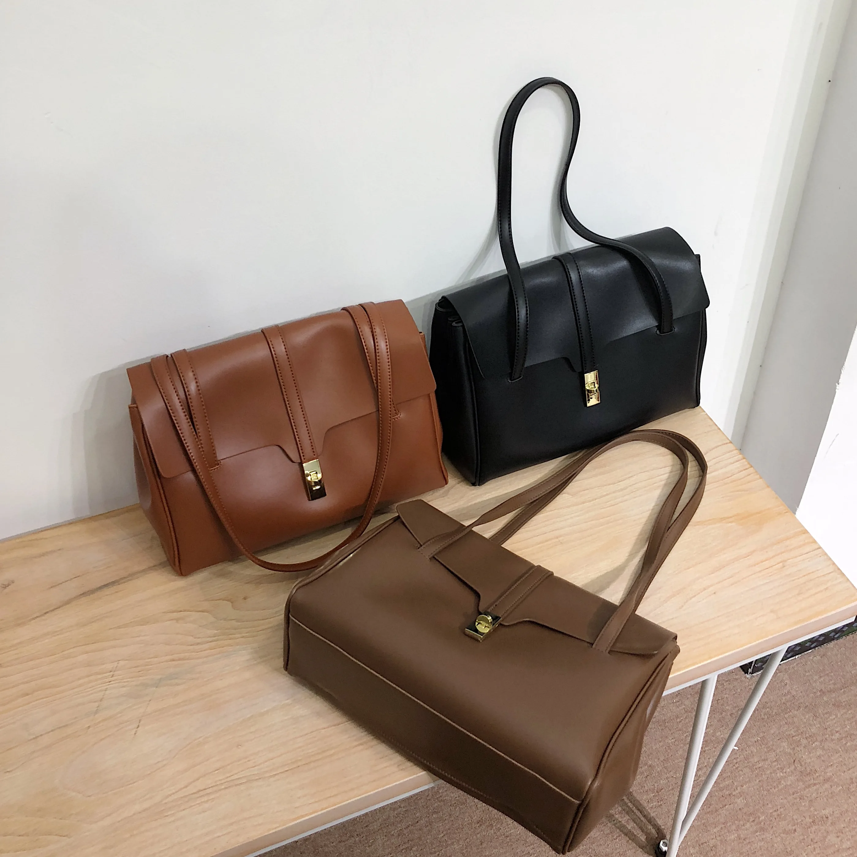 Горячее надувательство высокое качество сумка Mid древний замыкатель замка через