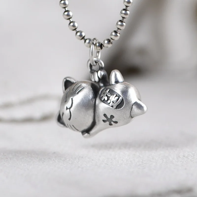 

990 Pure Silver Cute Cat Pendant For Women Retro Good Luck Pendant Thai Silver Charm Jewelry Gift Without Chain