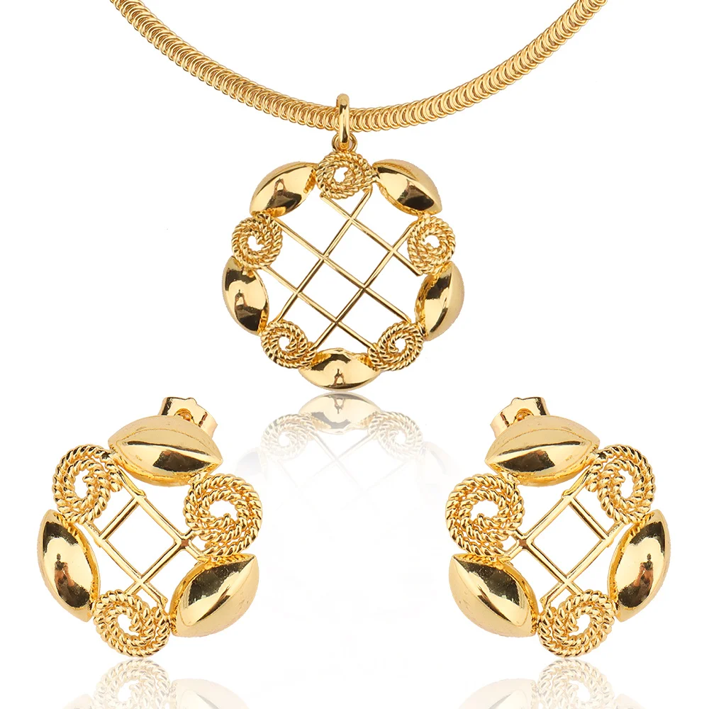 

Fashion Women Flower Necklace Earrings Jewelry Sets 2022 New Design Gold Plated Round Necklaces Stud Earrings Dubai African Set